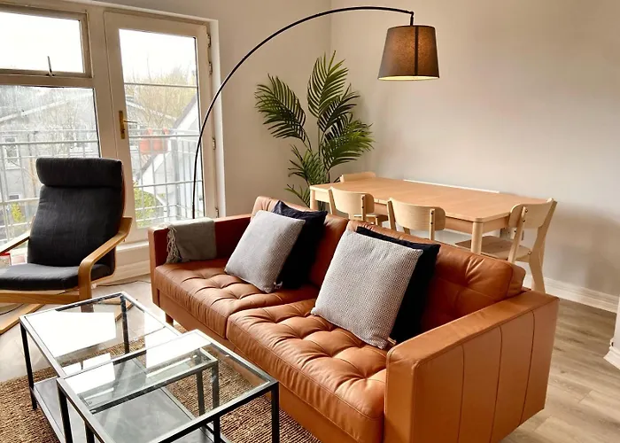 Modern And Spacious Apt6 - Sleeps 6 - Free Parking Apartamento